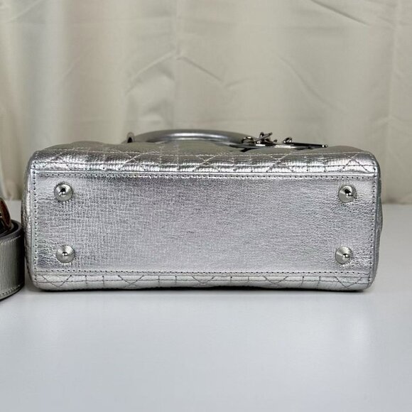 Dior Silver Leather Medium Lady Dior Shoulder Bag with Quilted Design - Picture 8 of 12